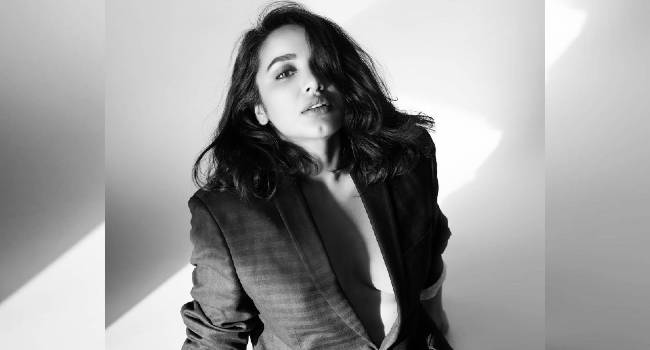 Tejaswini’s bold act to shock many