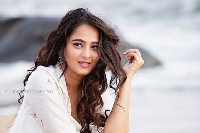 అనుష్క నటనకు గుడ్ బై చెప్పేస్తోందా?!