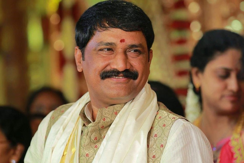 గంటా వైసీపీలోకి దూకేస్తున్నారట.. మంత్రి అవంతి సంగతేంటట.!