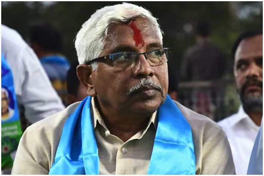 కేసీఆర్‌కు షాకివ్వాలనుకుంటున్న ప్రొఫెసర్