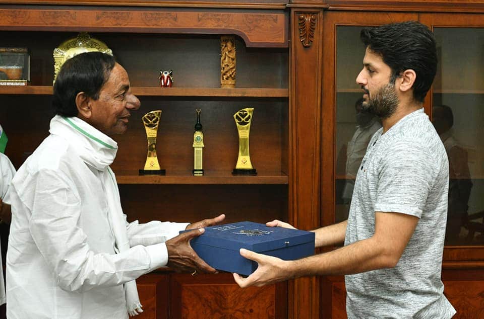Nithin personally invites KCR for his wedding