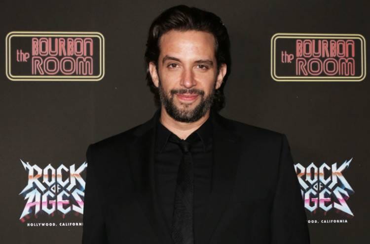 క‌రోనాతో న‌టుడు క‌న్నుమూత‌