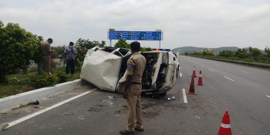 Minister Balineni’s escort vehicle overturns