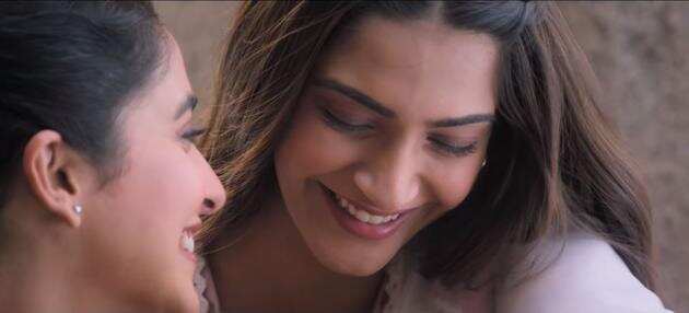 Regina to shock as a lesbian