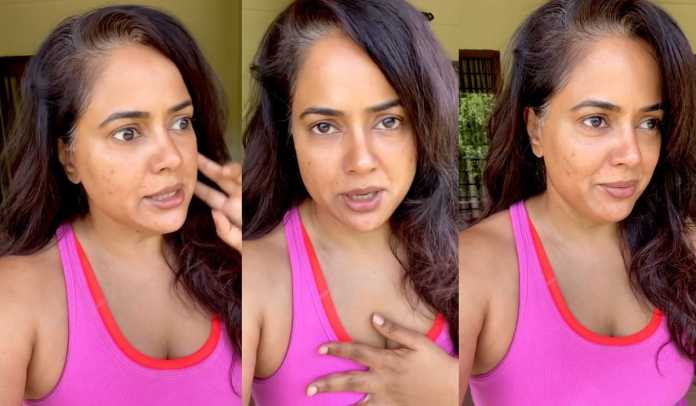 షాకింగ్ లుక్: స‌్టార్‌ హీరోయిన్ మేక‌ప్ తీసేశాక‌..!