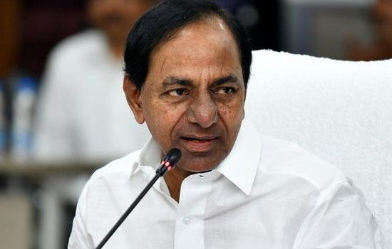 ఆ లెక్షరర్‌కి ఫోన్ చేసి కలవాలన్న సీఎం కేసీఆర్..!