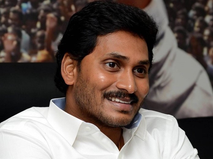 బెస్ట్ సీఎంల జాబితాలో వైఎస్ జగన్ స్థానం ఎక్కడంటే 