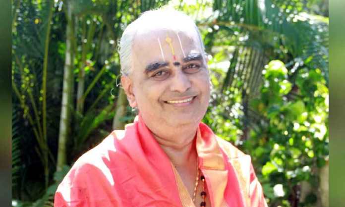 బ్రేకింగ్: బీజేపీలోకి ర‌మ‌ణ దీక్షితులు!