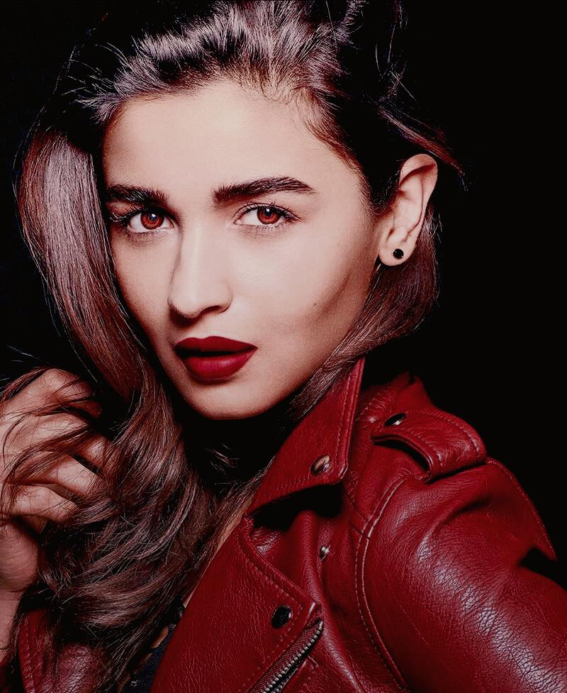 Alia Bhatt Glam Stills