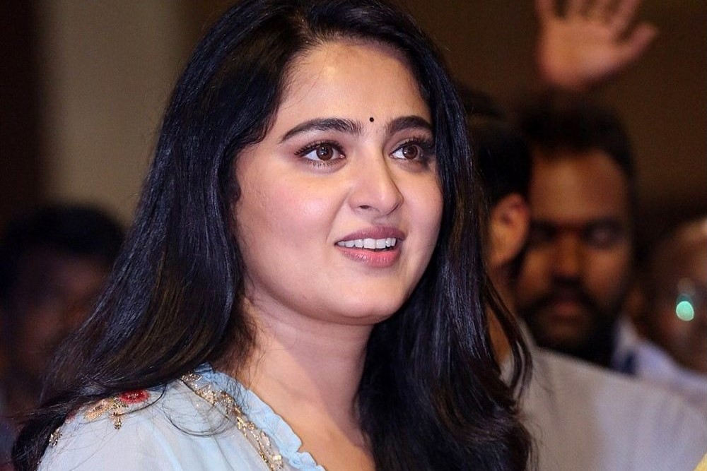 అనుష్క పెళ్లి.. బంధువుల అబ్బాయితో.. ! 