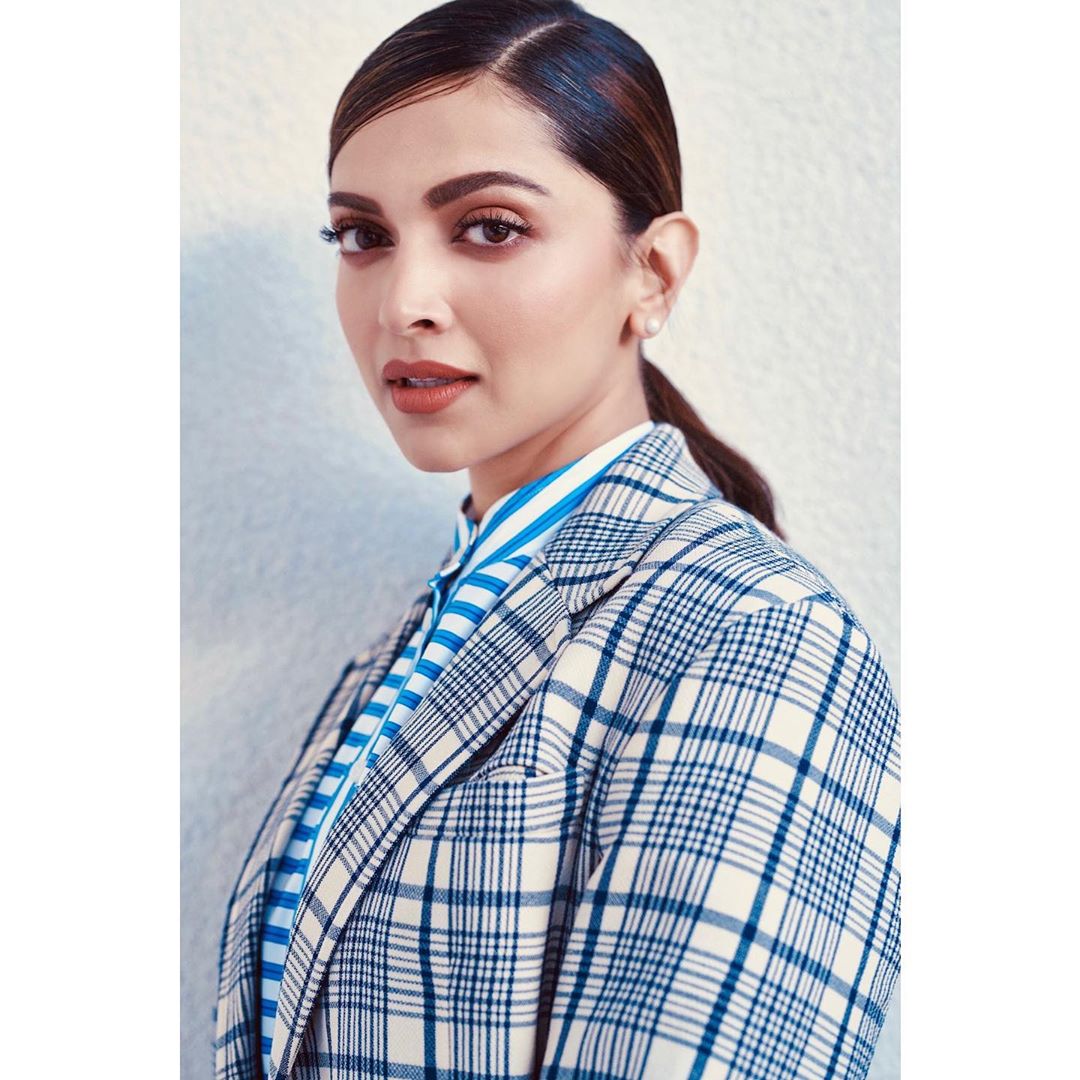 Deepika Padukone Stylish Look
