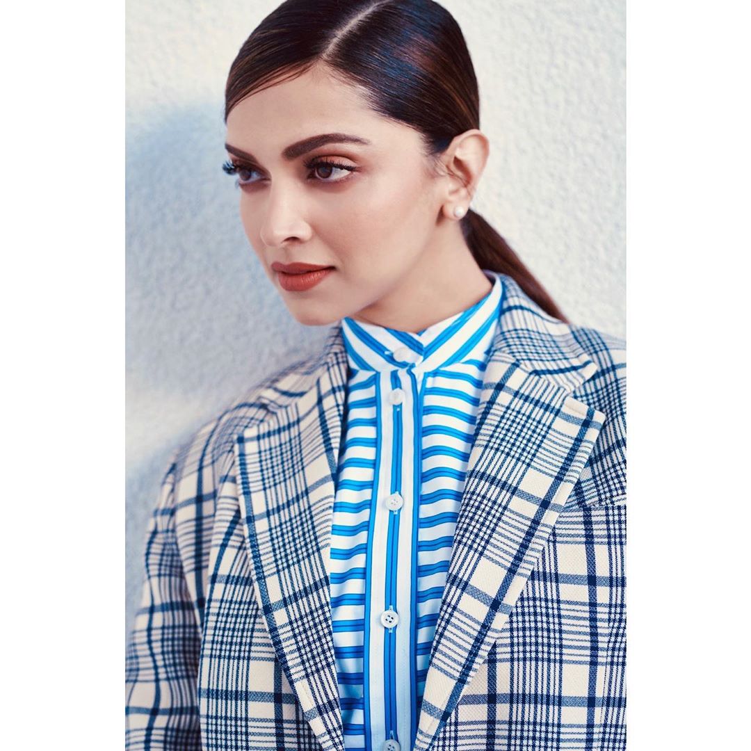 Deepika Padukone Stylish Look
