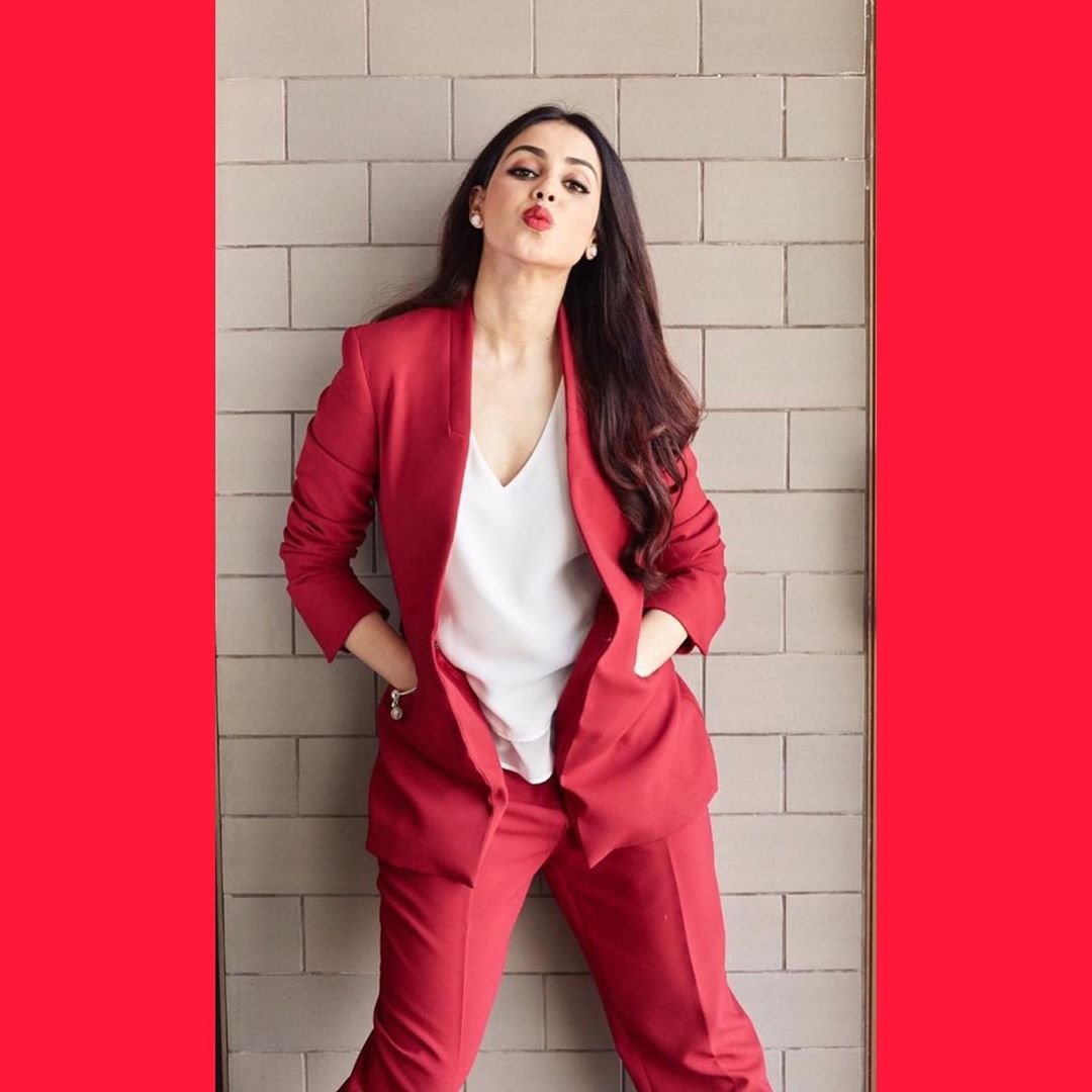 Actress Genelia Deshmukh Photos