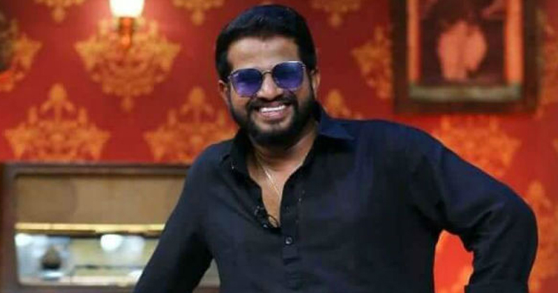 హాట్ టాపిక్ : హైపర్ ఆదికి ఇద్దరు భార్యలు!