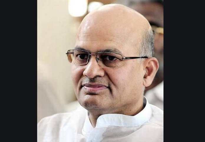 జస్టిస్ ఈశ్వరయ్యపై రక్తి కట్టని నాటకం