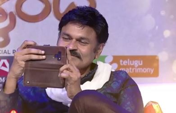 Nagbabu emotional Nagbabu emotional