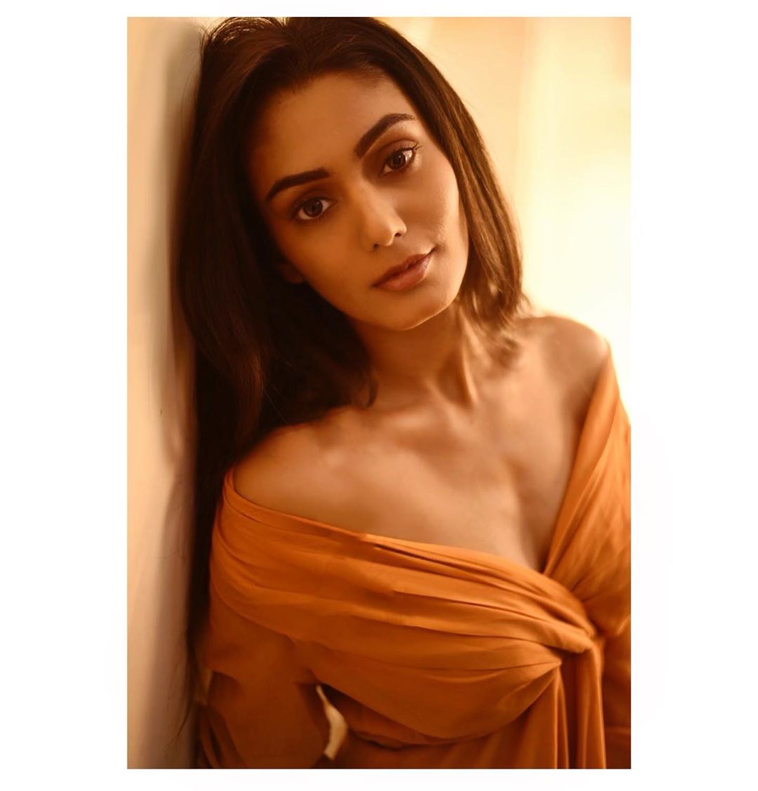 Sana Makbul Latest Images