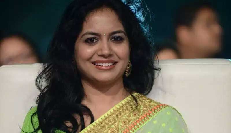 కరోనా వస్తే ముందు హాస్పిటల్ కి వెళ్లి చావు!!.. సునీతపై ట్రోలింగ్