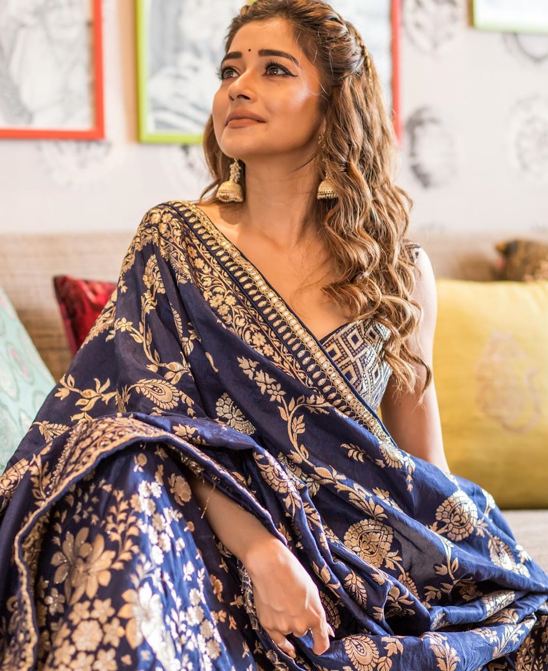 ActressTina Dutta Half Saree Photos