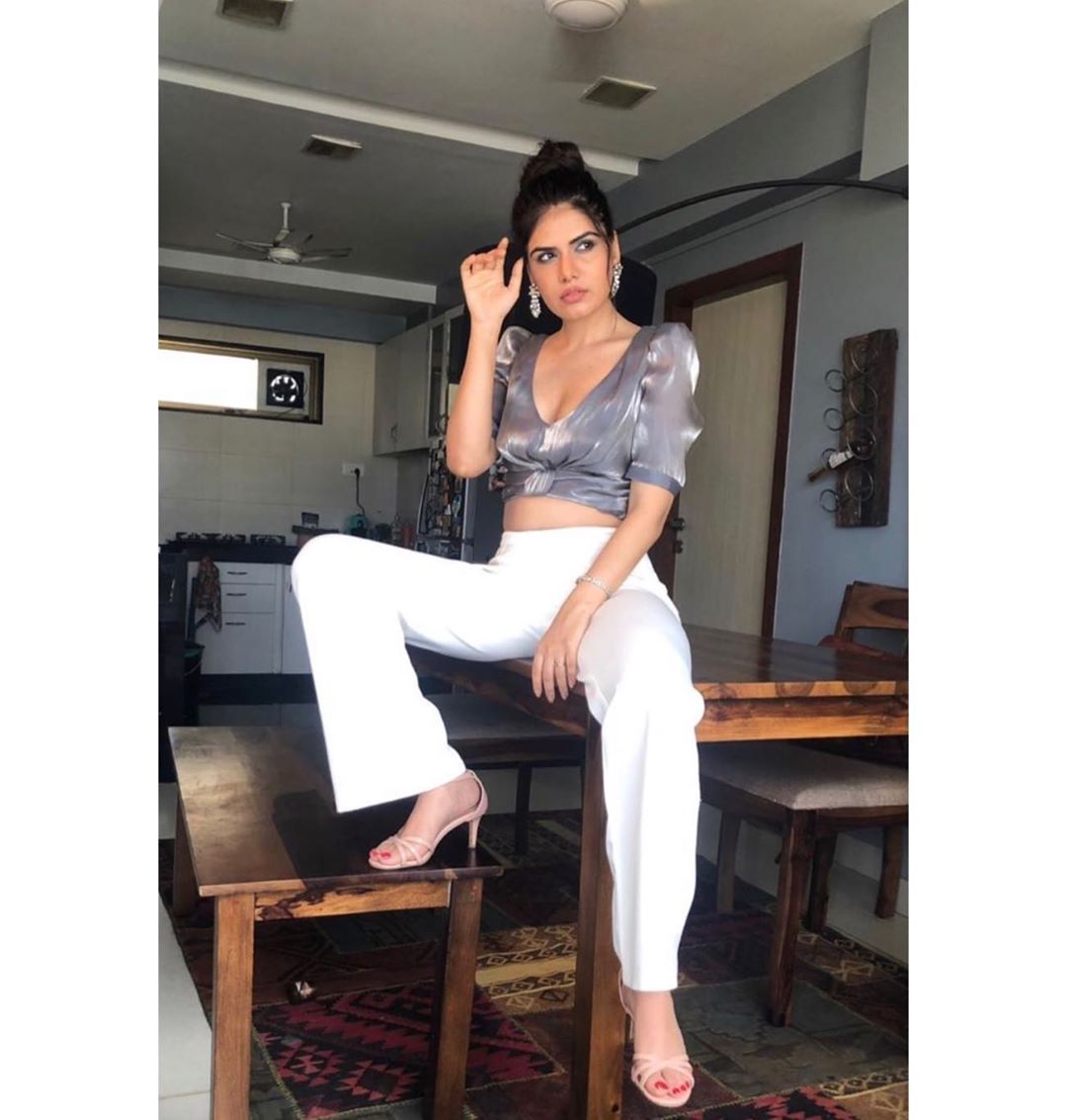 Twiinkle Saaj Glamour Stills