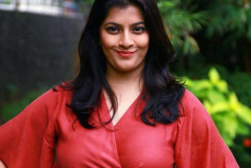 షాకింగ్ న్యూస్ : బాలయ్య లేడీ విలన్ కి సోకిన కరోనా వైరస్..!