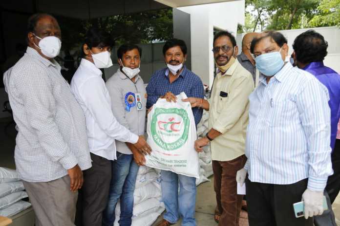 100 ఏళ్ల భార‌తీయ సినిమా చ‌రిత్ర‌లో టాలీవుడ్ కి 89 ఏళ్లు.. అందులో 50 ఏళ్ల చ‌రిత్ర క్రిటిక్స్ కి ఉందా?