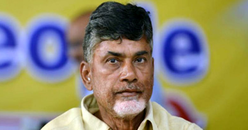 స్నేహితుడి కోసం కళ్లు కాయలు కాచేలా ఎదురుచూస్తున్న బాబు ?