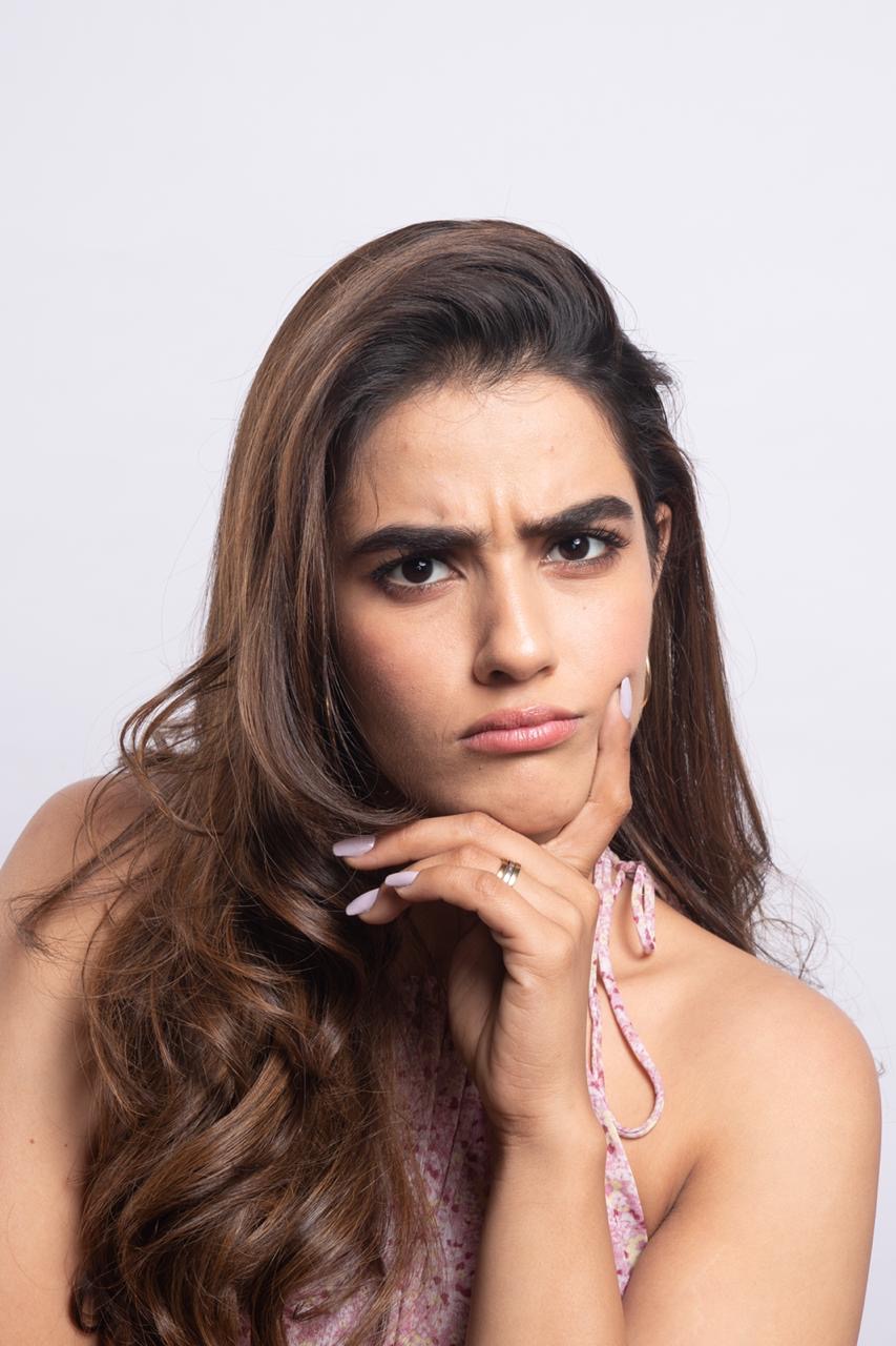 Kavya Thapar Latest Photoshoot