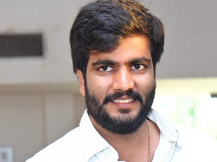 అర్జెంట్‌గా జగనన్న అపాయింట్‌మెంట్ కావాలంటూ ఆ కుర్ర లీడర్ గోల గోల