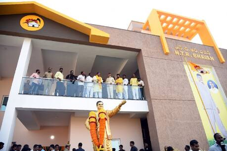 ysrcp mla files petition in supreme over tdp office