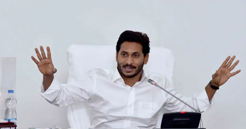 జగన్ మీద పేలుతున్న వారందరూ కలియుగ దైవం సాక్షిగా తమ దమ్మేంటో చూపించండి 