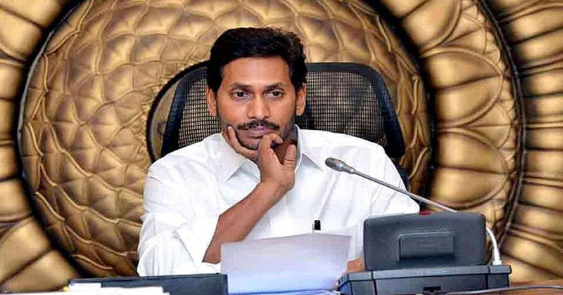 జగన్ సర్కార్ కూలిపోనుంది.. ఎలా అనేది మాత్రం టాప్ సీక్రెట్ !