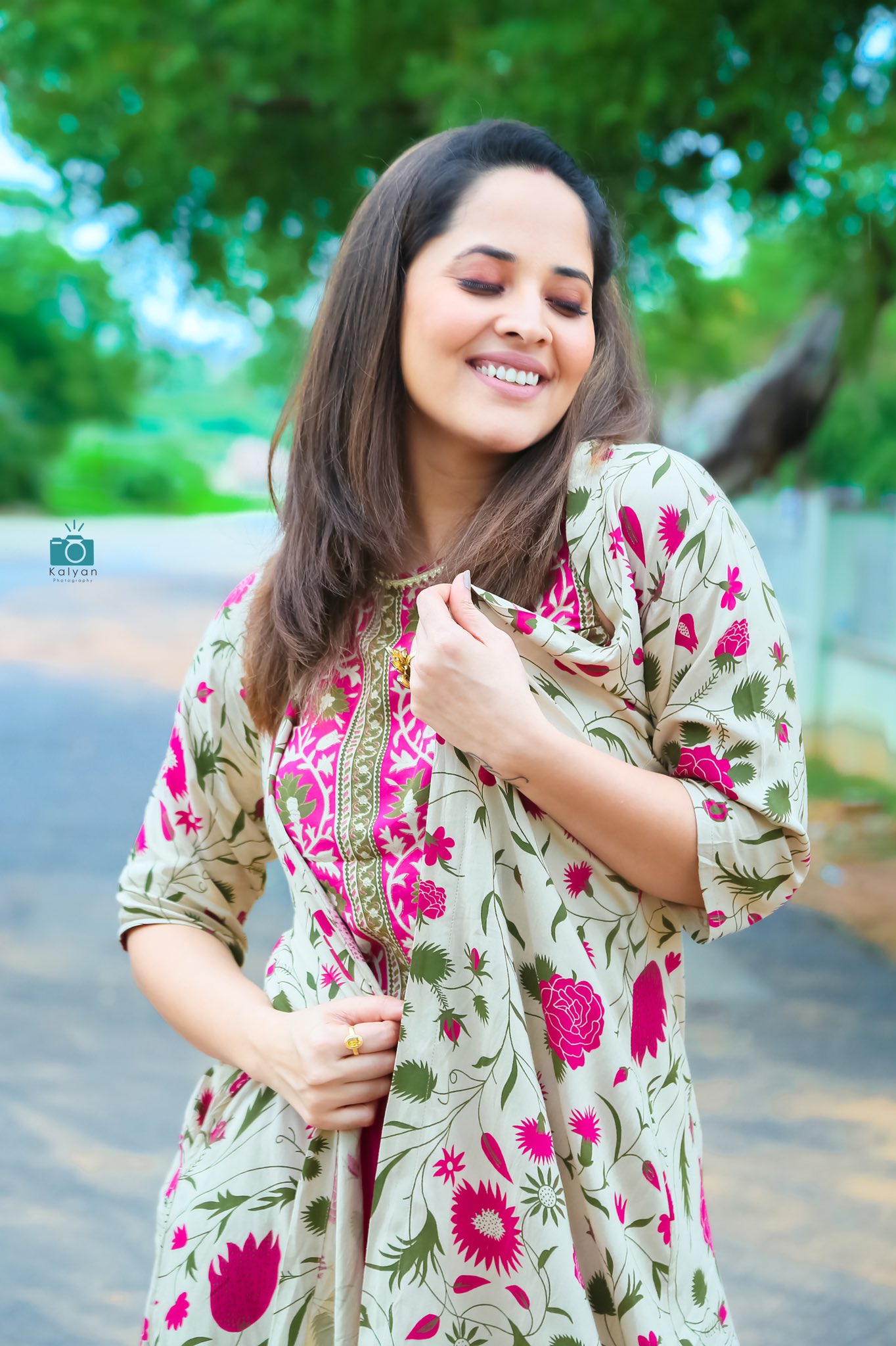 Anasuya Bharadwaj joshful Looks Anasuya Bharadwaj joshful Looks