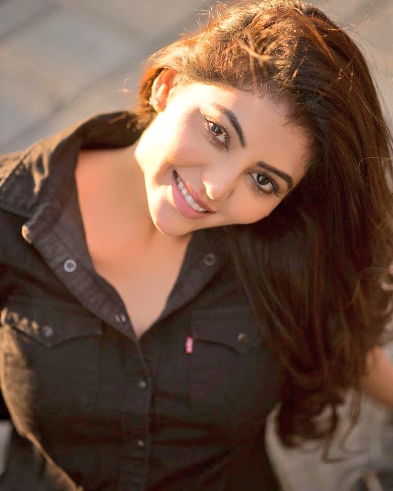 Athulya Ravi Trending Photos Athulya Ravi Trending Photos