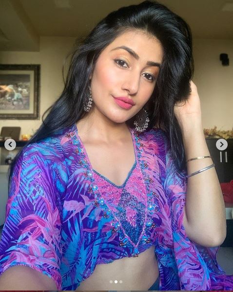 Dhanashree Verma Beautiful pictures Dhanashree Verma Beautiful pictures