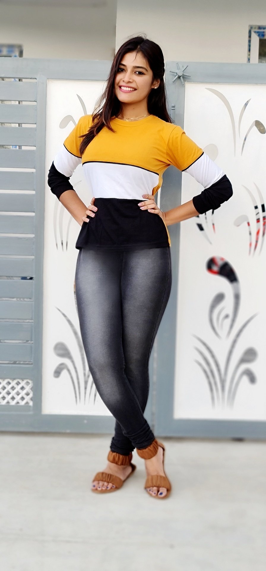 Dharsha Gupta New HD Photos Dharsha Gupta New HD Photos