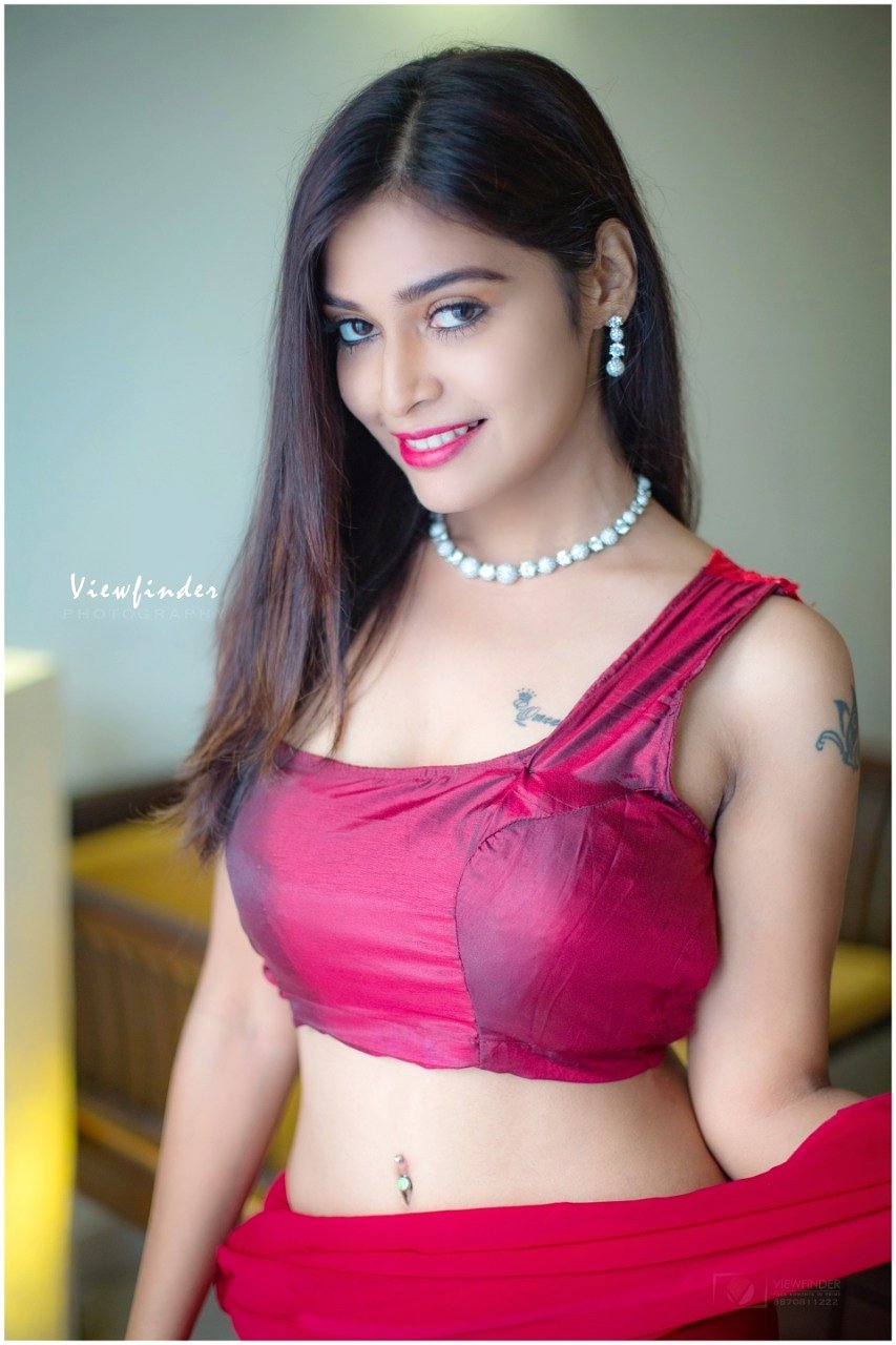 Dharsha Gupta Beautiful Pictures Dharsha Gupta Beautiful Pictures