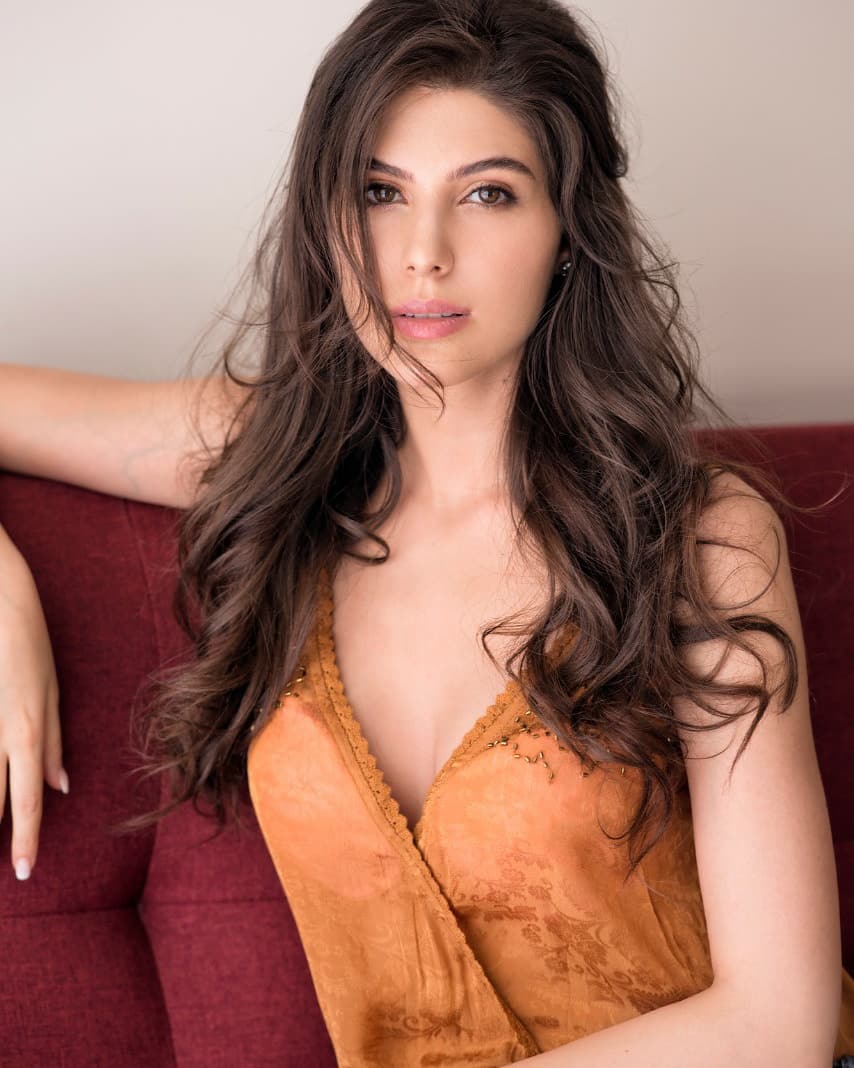 Elnaaz Norouzi Joshful images Elnaaz Norouzi Joshful images