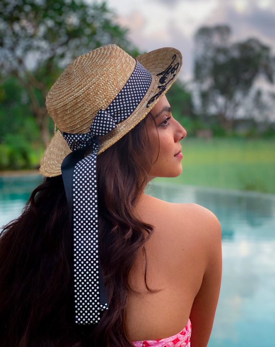 Malavika Mohanan New HD Stills Malavika Mohanan New HD Stills