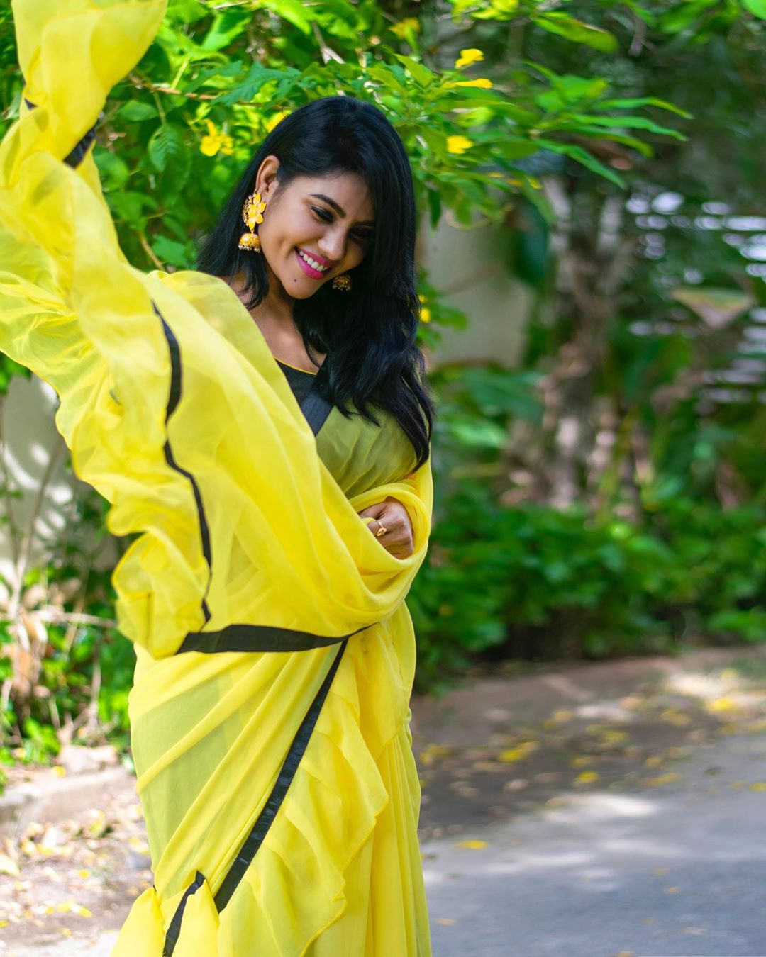 Nivisha cute looks Nivisha cute looks