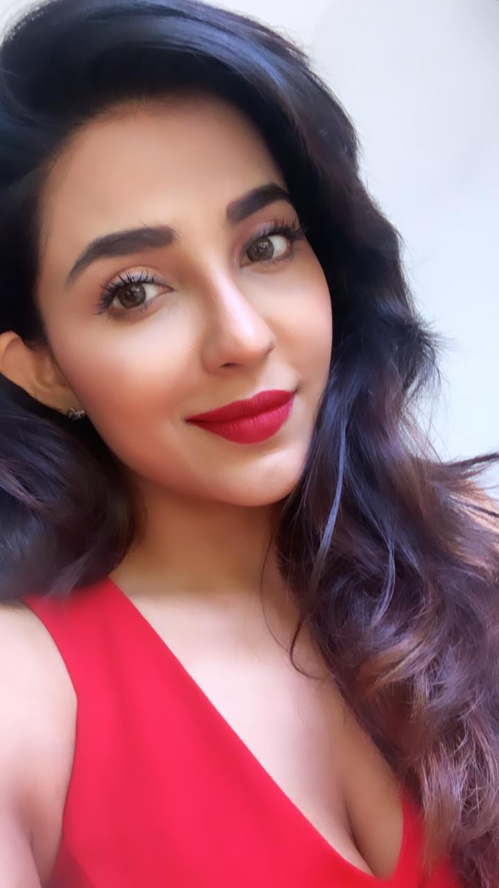 Parvai Nair awesome pics Parvai Nair awesome pics