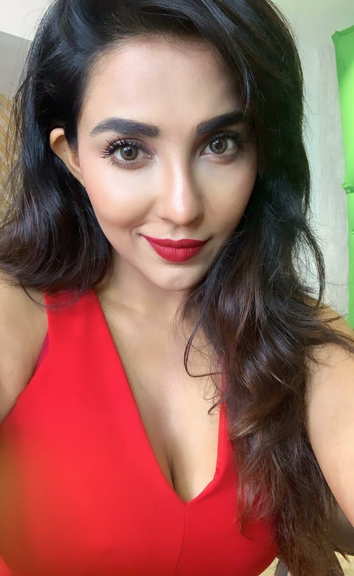 Parvai Nair awesome pics Parvai Nair awesome pics
