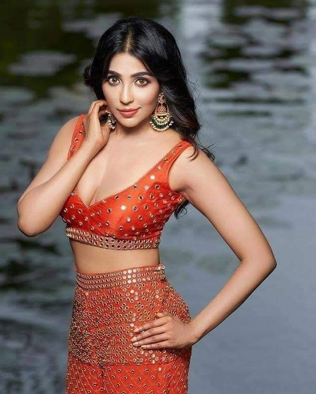 Parvai Nair awesome pics Parvai Nair awesome pics