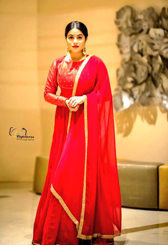 Poorna Beautiful Wallpapers Poorna Beautiful Wallpapers