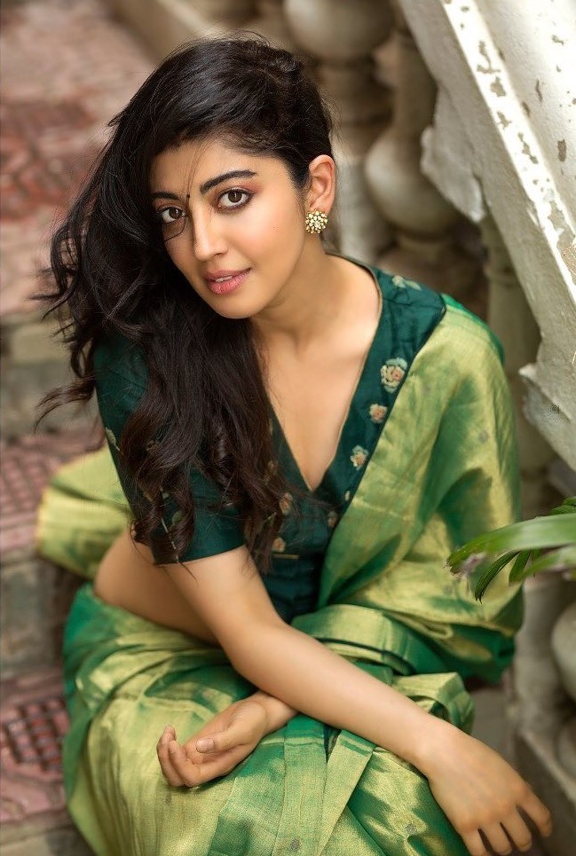 Pranitha Subhash Beautiful Photos Pranitha Subhash Beautiful Photos