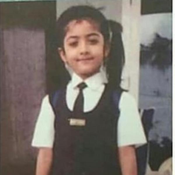 Samantha Pooja Hegde Sai Pallavi Childhood Pics Goes Viral