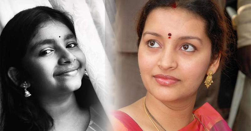 Aadya Clicked A Pic Of Renu Desai