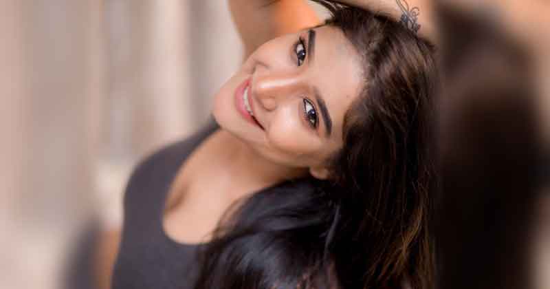 Sakshi Agarwal Gorgeous Photos