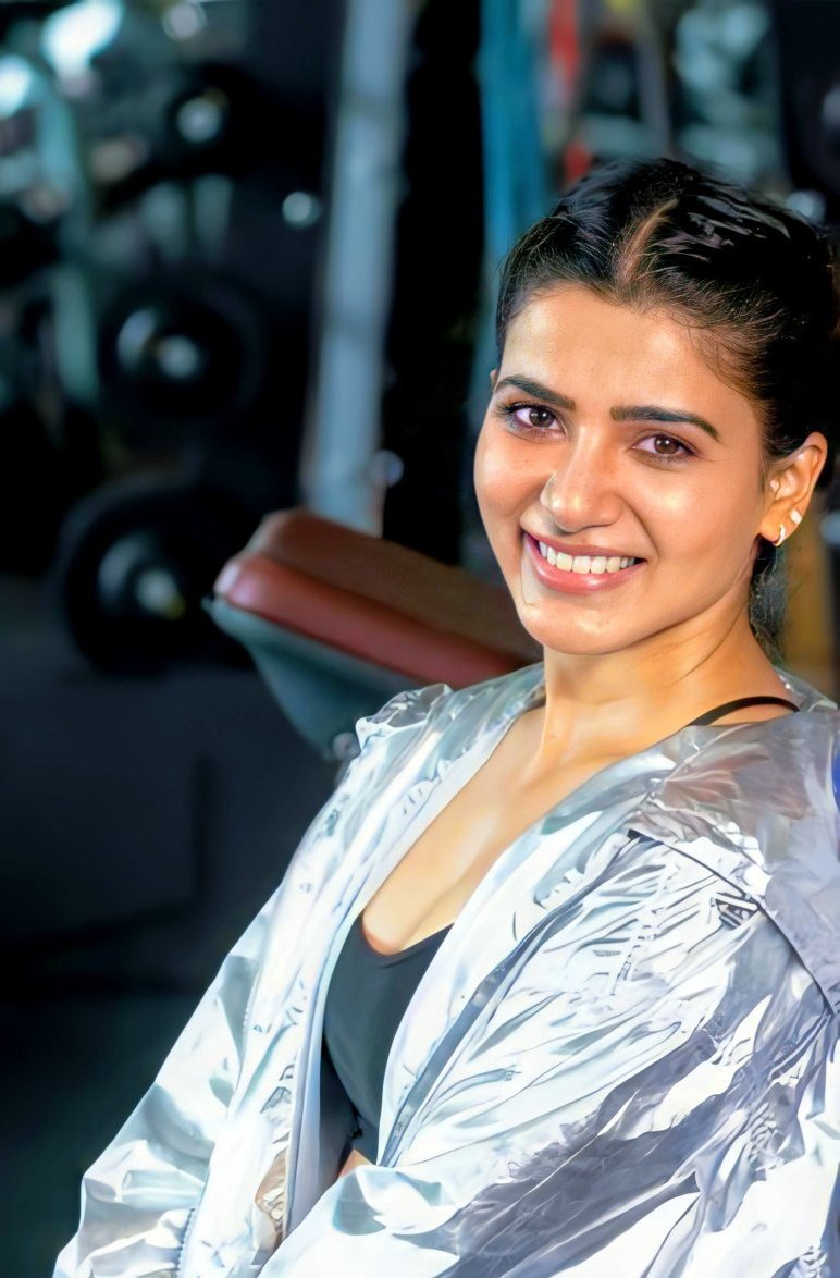 Samantha Akkineni Beauty Queen Stills Samantha Akkineni Beauty Queen Stills