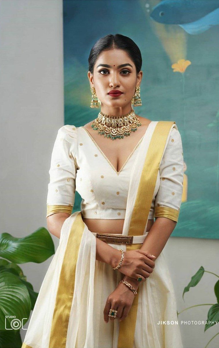 Saniya Iyappan latest photoshoot Saniya Iyappan latest photoshoot